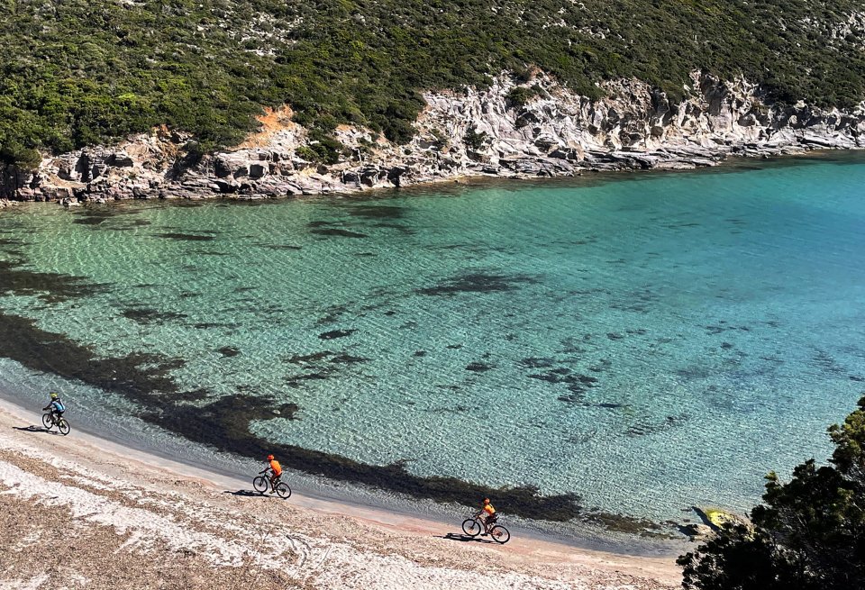 IL GIRO DELLISOLA